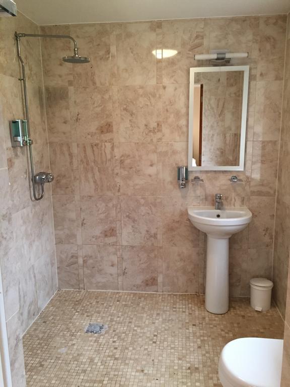 The Lodge ريدهيل المظهر الخارجي الصورة